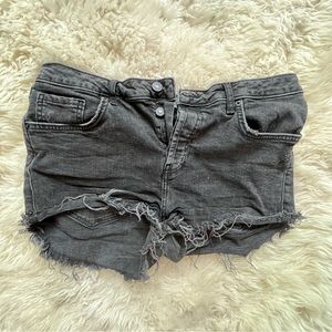 Forever 21 Black Denim Cut Off Stretch Button fly Jean Shorts Womens Size 31